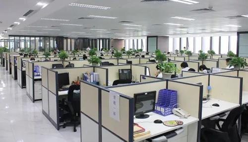 夢見別人掉進糞坑里預示著什么